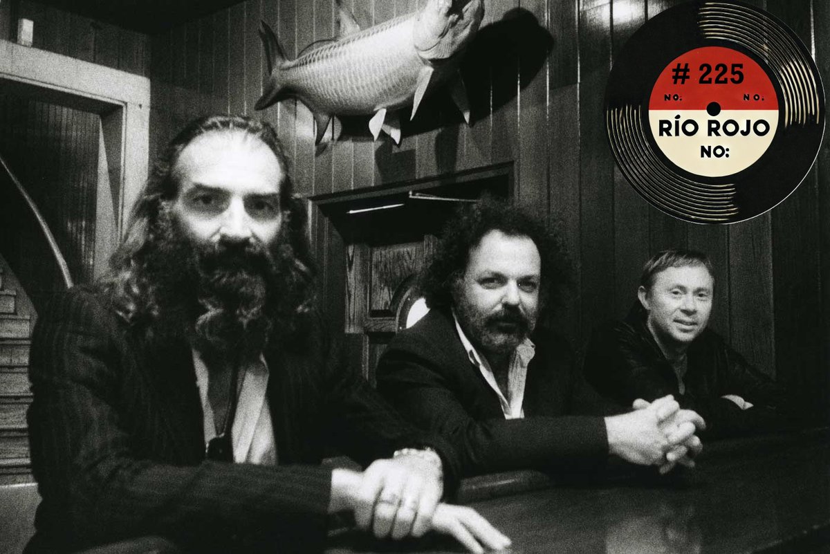 Episodio #225 de #RíoRojo: go.ivoox.com/rf/134875952
Robert Hunter, Birdie, Gillian Welch, David Rawlings, Jim White, Beings, Dirty Three (foto), Marisa Anderson... Esto y mucho más, en Río Rojo, rock'n'roll y otras enfermedades!!!
También en riorojo.org/p/radio.html