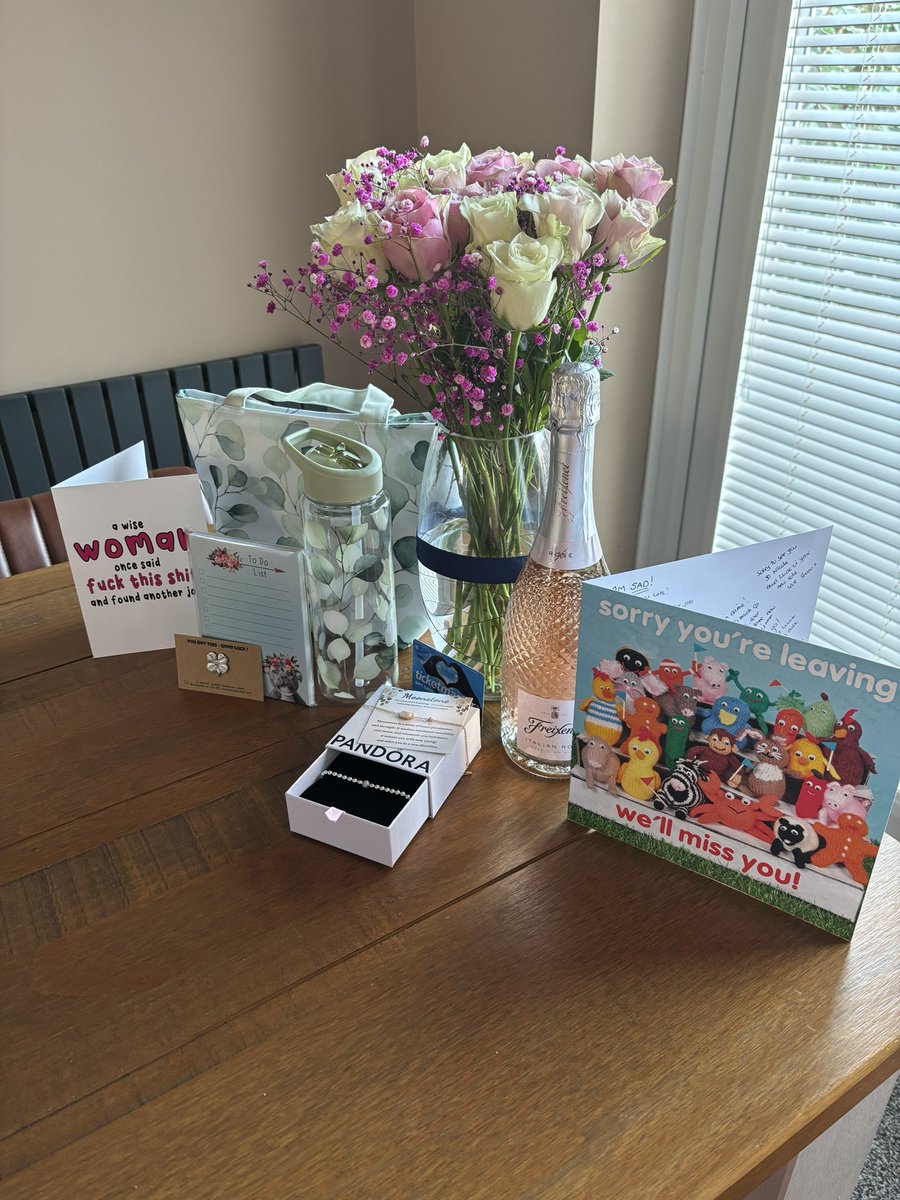 nbartlett0708's tweet photo. Lovely leaving lunch with my PD besties. Thank you so much for my pressies, I love them all. I will miss working with you all so much, your support, friendship and laughter has got me through some very tough times ❤️ https://t.co/toY2ZZh7z0