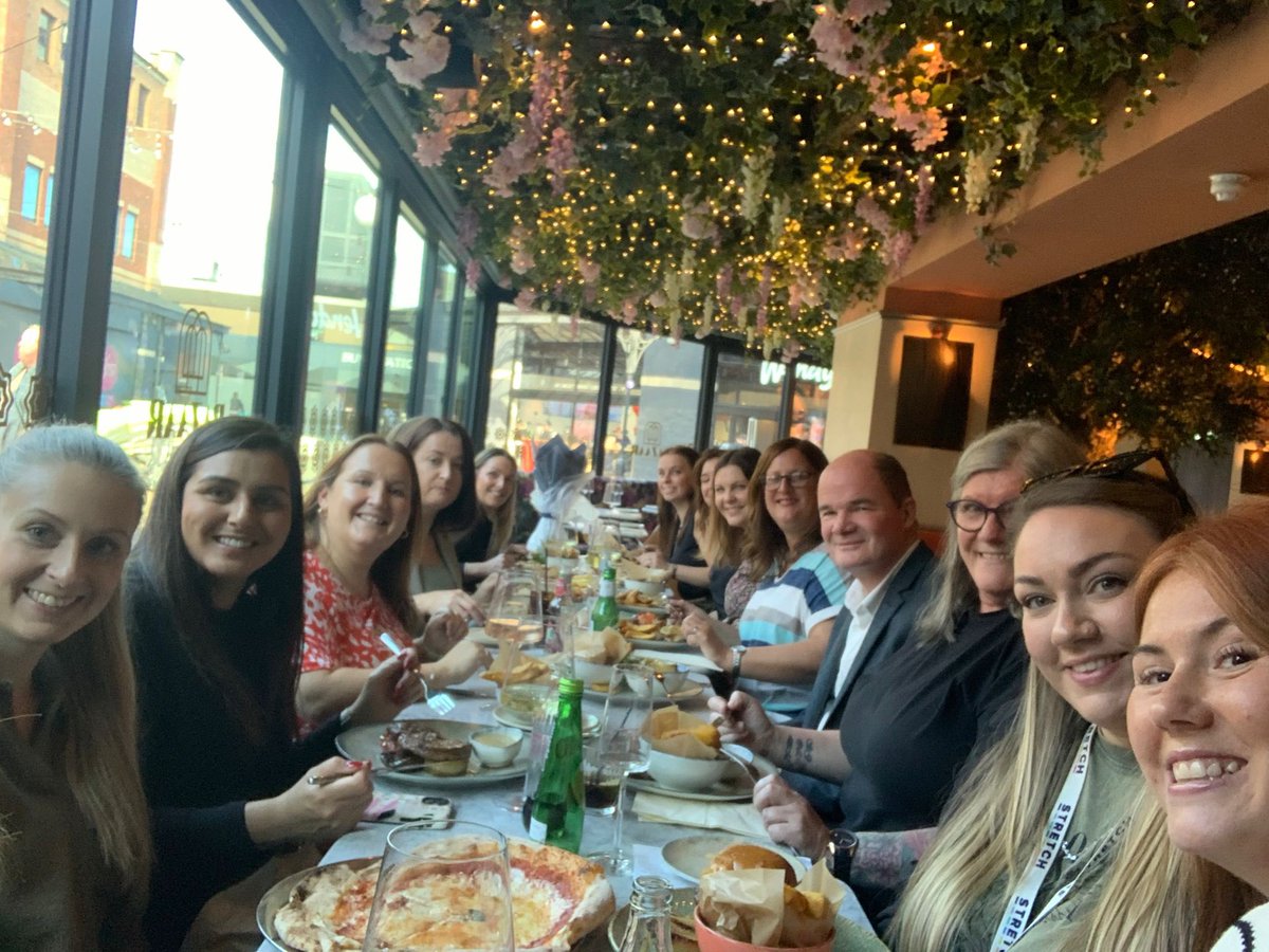 nbartlett0708's tweet photo. Lovely leaving lunch with my PD besties. Thank you so much for my pressies, I love them all. I will miss working with you all so much, your support, friendship and laughter has got me through some very tough times ❤️ https://t.co/toY2ZZh7z0