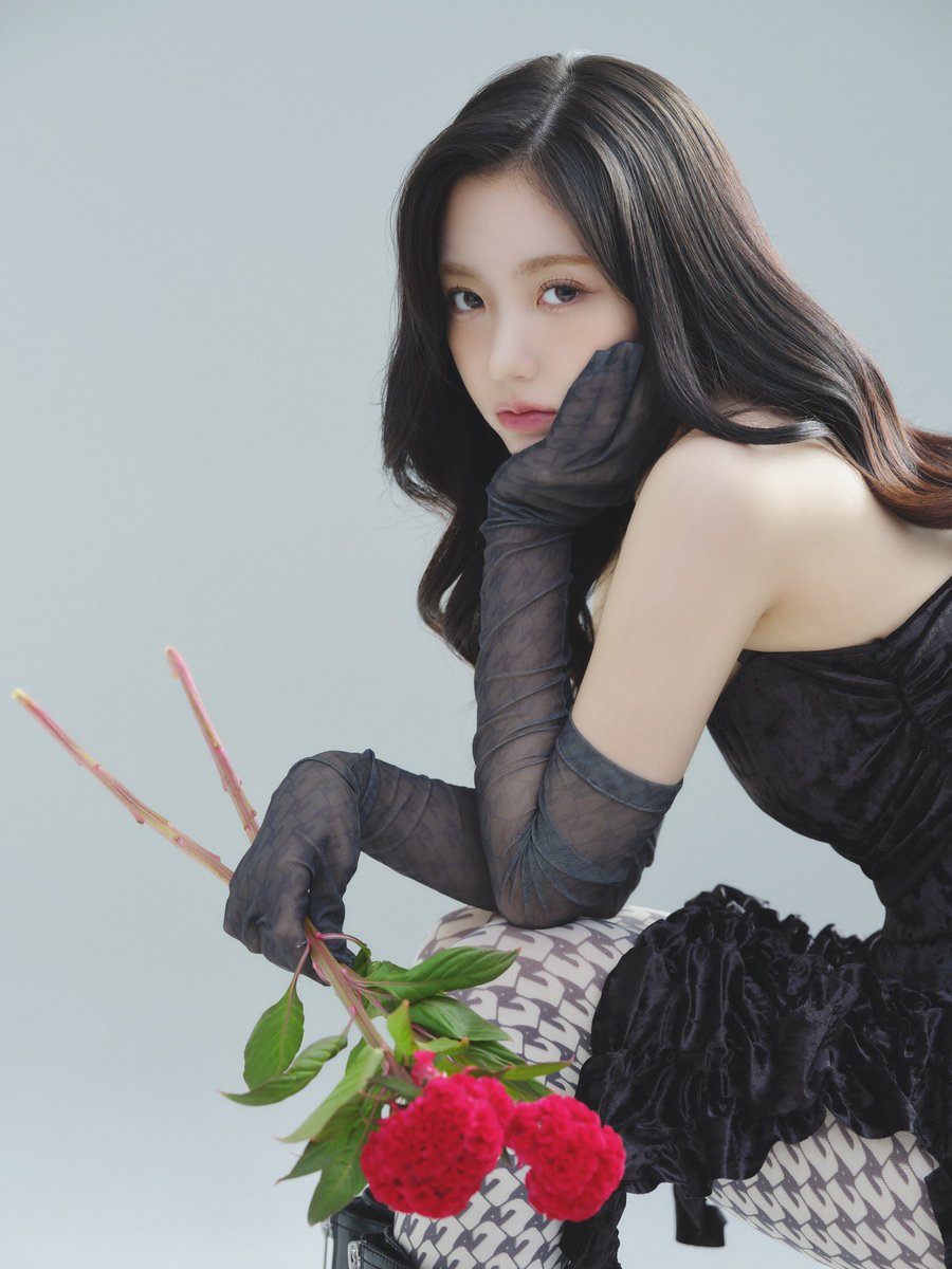 MADEIN_U's tweet photo. GLITTER MAGAZINE

🔗 https://t.co/B8aibhCPgV

#메이딘 #メイディン #MADEIN #MABY https://t.co/SCtnE3hAua