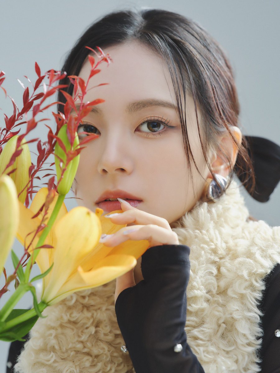 MADEIN_U's tweet photo. GLITTER MAGAZINE

🔗 https://t.co/B8aibhCPgV

#메이딘 #メイディン #MADEIN #MABY https://t.co/SCtnE3hAua