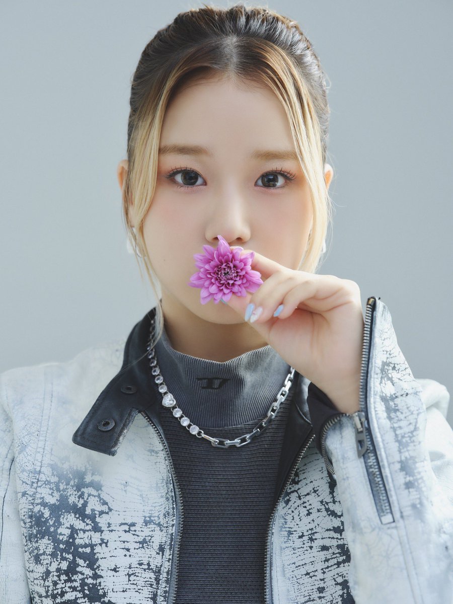 MADEIN_U's tweet photo. GLITTER MAGAZINE

🔗 https://t.co/B8aibhCPgV

#메이딘 #メイディン #MADEIN #MABY https://t.co/SCtnE3hAua