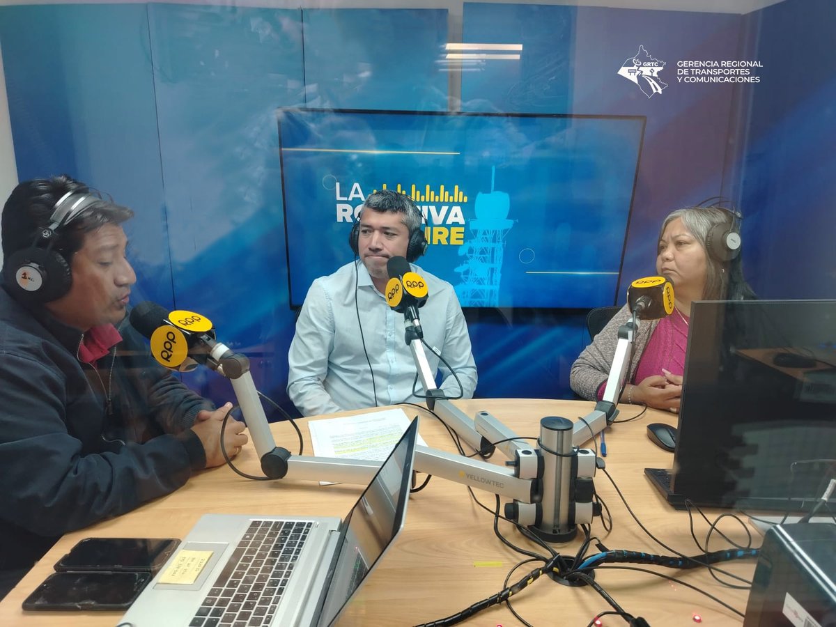 grtc_lambayeque's tweet photo. #Entrevista en RPP donde el Gerente Regional de Transportes habló sobre la problemática del peaje ilegal en la garita instalada en el sector Las Norias- Olmos; y sobre los avances del Bypass - Aeropuerto, donde prox. se iniciarán los estudios de pre-inversión a nivel de perfil. https://t.co/Te6rJgRszM