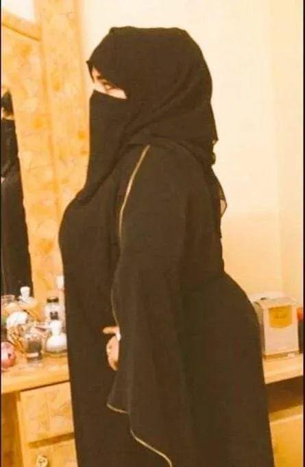 عندي حرمه كبيرة ارمله عمرها 50بدون مهر في الرياض عندها فيلا وعمارات واولادها كبار متزوجين وتبي رجل يونسها بالحلال في بيتها بدون شروووط بدون طلبات الحرمه ط 165 وزن 70 بيضاء ناعمه وهاديه جميله بالرياض فلتها بحي العقيق مخرج  زواج مسيار سري