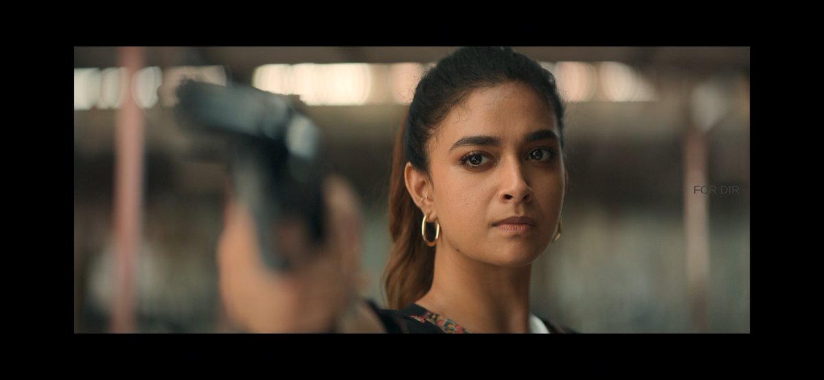 dineshkrishnanb's tweet photo. #RevolverRita 🎥
@KeerthyOfficial 
💣 https://t.co/lNhTknCzx8
@Jagadishbliss @Sudhans2017 @dirchandru @PassionStudios_ @TheRoute @RSeanRoldan @Cinemainmygenes @dhilipaction @mkt_tribe

#HappyBirthdayKeerthySuresh https://t.co/CSaGODajc7