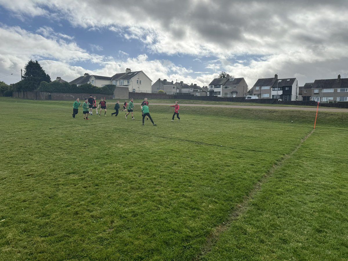 ⚫️🟡 Tackling Change 🟡⚫️

Great session at Ysgol Tryfan, Bangor with 12 people getting involved in our session for Tackling Change as we embark on a 40 week journey to develop the individuals and tackle change in the Gwynedd Community. 

@GwyntYMorCF
