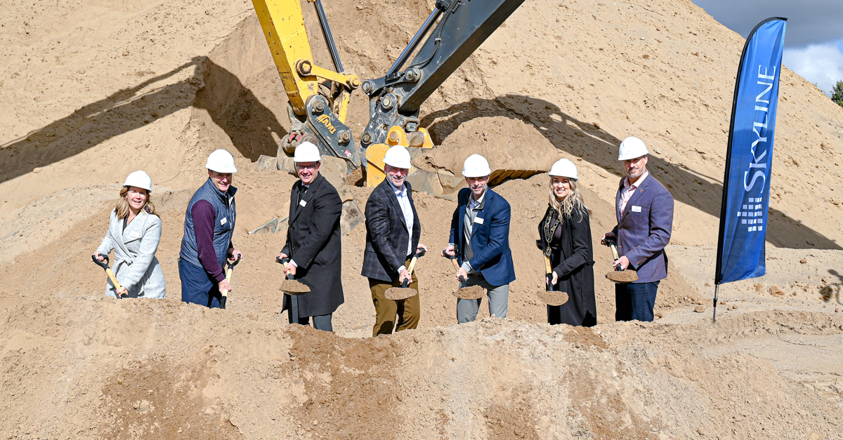 Skyline broke ground yesterday in #NorfolkCounty with Norfolk County Mayor Amy Martin. #SpencerPlace will add 199 new apartment units to the county.