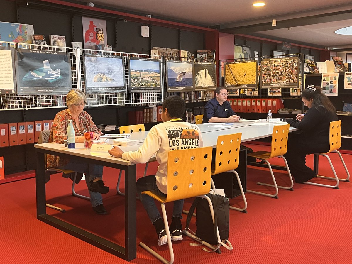 Yolaine Cabot tweet media