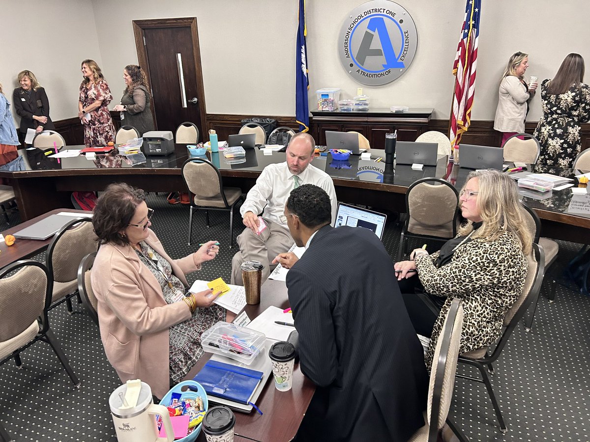 Brad Moore tweet media