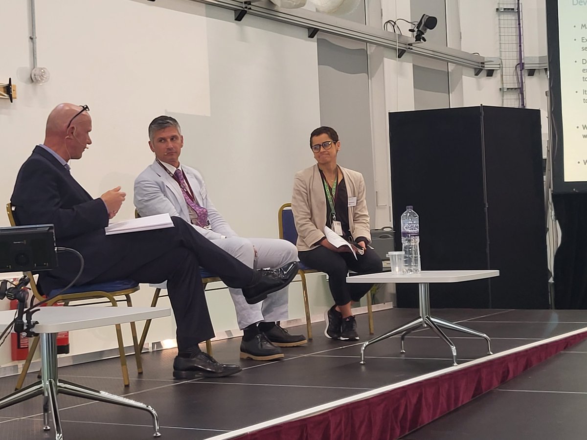 ShefUniImpact's tweet photo. Fantastic to see so many partners from across the region and beyond who are passionate about developing technologies to address health inequalities at the South Yorkshire Digital Health Hub’s annual conference.

Great to learn more about all the progress made in the @sheffielduni & @sheffhallamuni led Hub’s first 12 months.

Follow @SoYoDHH for the latest updates and news of innovative projects to be announced very soon...

#MadeTogether