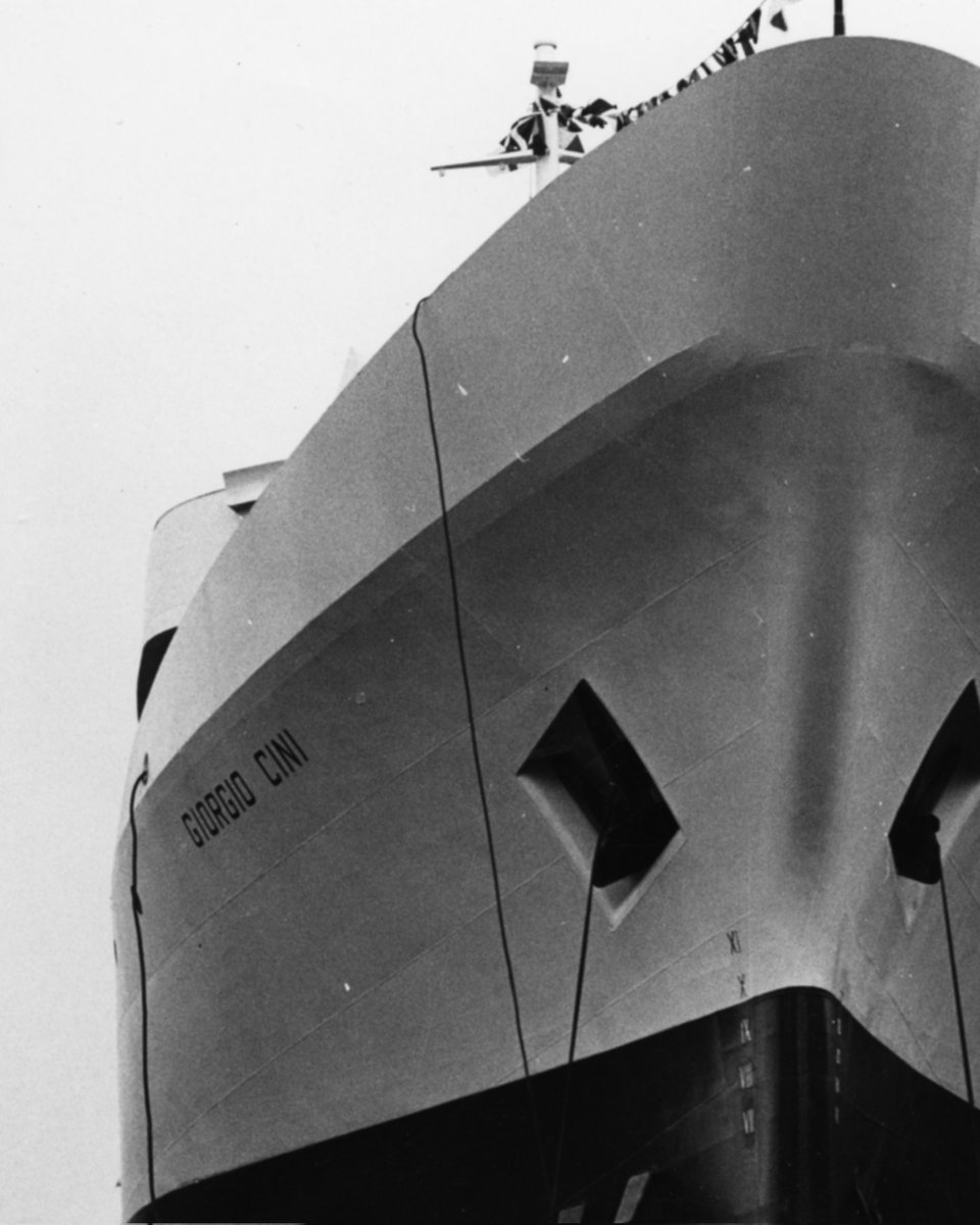 Fondaz. Giorgio Cini (@fondazionegcini) on Twitter photo Ceduta nel 1983 dalla Fondazione Giorgio Cini alla <a href="/GDF/">Guardia di Finanza</a>, la Nave Scuola Giorgio Cini ritorna a Venezia per celebrare i quarant’anni dalla consegna della bandiera navale. Ceduta nel 1983 dalla Fondazione Giorgio Cini alla <a href="/GDF/">Guardia di Finanza</a>, la Nave Scuola Giorgio Cini ritorna a Venezia per celebrare i quarant’anni dalla consegna della bandiera navale.