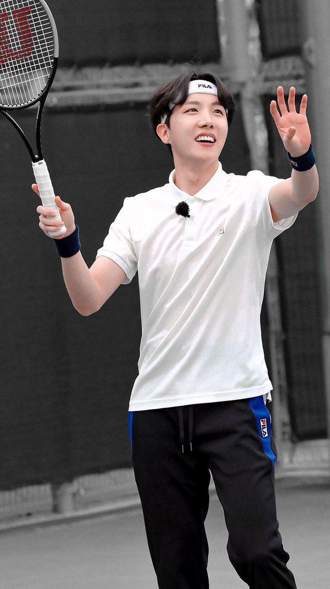 rolypoly97's tweet photo. okay listen - 2seok tennis rival au where they hate each other on the court, tabloids and press constantly printing out headlines about their feud that seems ugly and never ending until a life changing match where jin tears his acl and is unable to compete ever again + https://t.co/I9Sec6vOuY