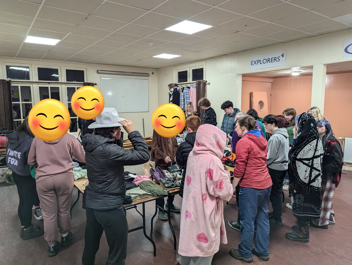 Great residential co-hosted/planned with <a href="/RYouthVoice/">RYV</a> for youth voice groups across Ren, 31 young people taking part in: 
🌟Swap shop
🌟<a href="/YouthLinkScot/">YouthLink Scotland</a> PDC 
🌟Karaoke 
🌟 Team building 
🌟Lazer tag 
Everyone had a ball and was fun getting to know others and building skills!