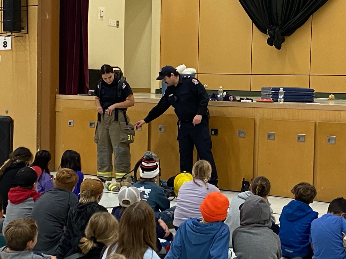 Dryden_Fire's tweet photo. 🚒🔥 Fire Prevention Week may be over, but the importance of fire safety never fades! 

This year, we had the privilege of visiting 4 schools and educating around 1,000 students about fire safety. We also hosted an open house that welcomed about 200 guests!

A big thank you to everyone who participated and learned with us. Remember, the theme "Smoke Alarms: Make Them Work For You" is crucial! Ensure your smoke alarms are working by testing them monthly, change the batteries twice a year, and replace smoke alarms that are 10 years or older. 

Your safety is our priority! Let’s keep the conversation going and stay fire-safe year-round! 

#FirePreventionWeek #SmokeAlarms #FireSafetyEducation