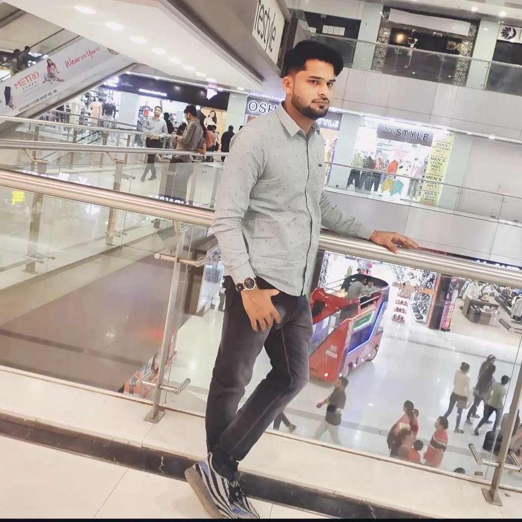 AzimMirza8's tweet photo. #NewProfilePic https://t.co/a9ZyNX4SuQ