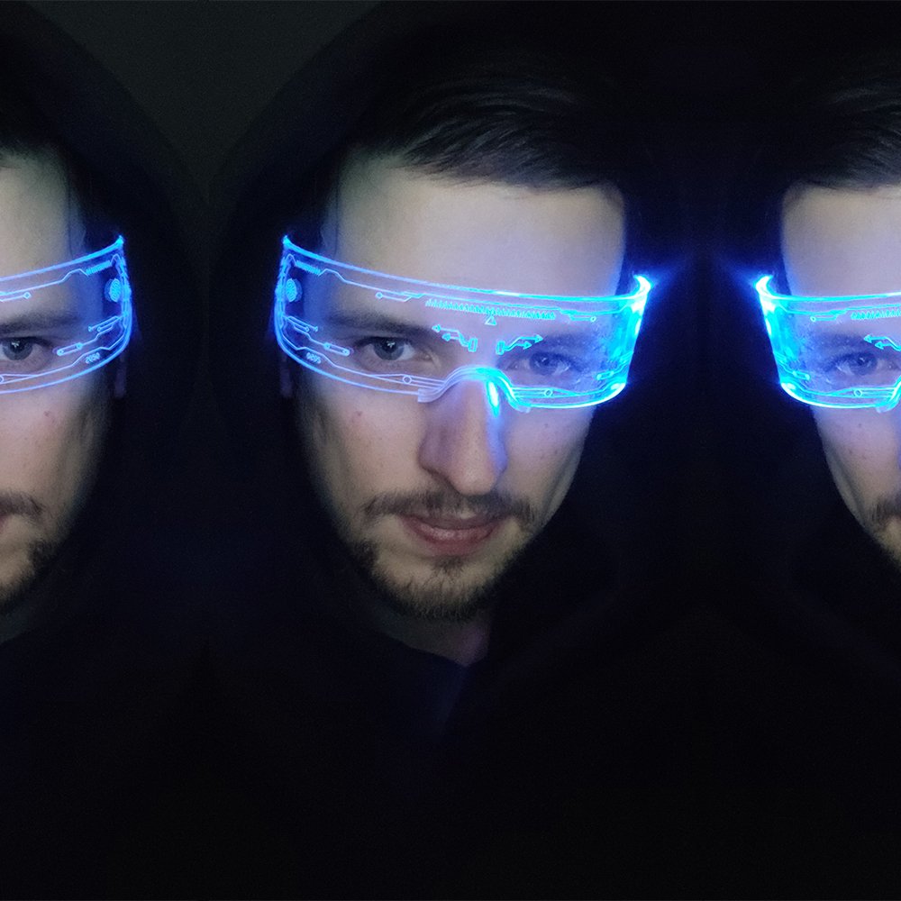 Chris_Champlin_'s tweet photo. Been diving deep into the world of Cyberpunk 🤖, creating some fresh new sounds 🔥
Excited to share what’s coming next – stay tuned, Champs!
Welcome to Cyberheart 💙

#chrischamplin #cyberpunk #Cyberheart #cyberpunk2077 #ghostrunner #electronic #dance #music #house #basshouse https://t.co/B0AOEiGIXL