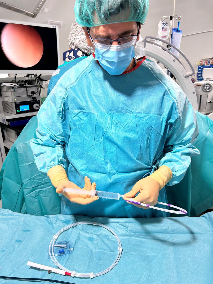 CookMedSurg's tweet photo. First case of Cook’s UroStream™ Hydrophilic Wire Guide in Spain! Dr. @ramon_cansino from Hospital La Paz in Madrid had the opportunity to test the product, and he gave positive feedback. We are always excited to develop new products and contribute to improving patient health. https://t.co/pPHeb9m6Ze