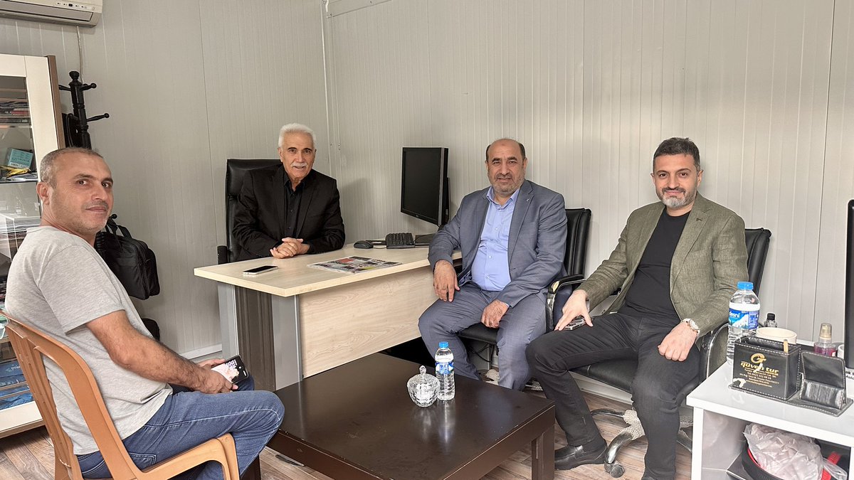 ramazanyaylaci's tweet photo. 📍Basın Konutları

#Battalgazi İlçe Başkanımız @basrikahveci ile birlikte Malatya’mızın gündemini yakından takip eden kıymetli basın mensuplarımızı ziyaret ettik. 

Basınımızın güzide temsilcilerini kongremize davet ettik. 

Bizler muhabbetle karşılayan medya mensuplarımıza teşekkür ediyorum.