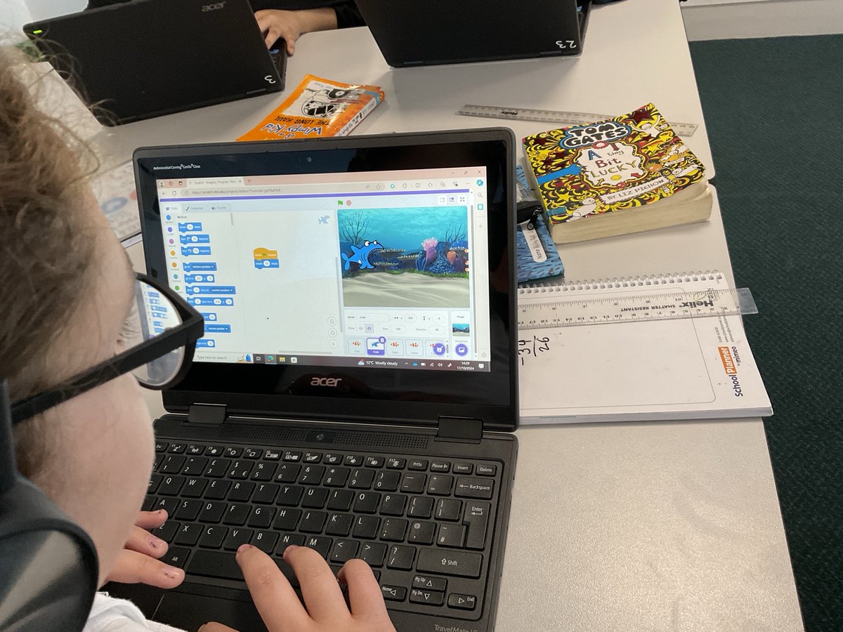 MarshfieldPS's tweet image. Year 6 Stan Lee have been learning how to code with Scratch.  This week, we used what we have learned to far to create 'sprites' for the letters of our name, and animate them to spin, twirl and light up using block coding! #MPSComputing