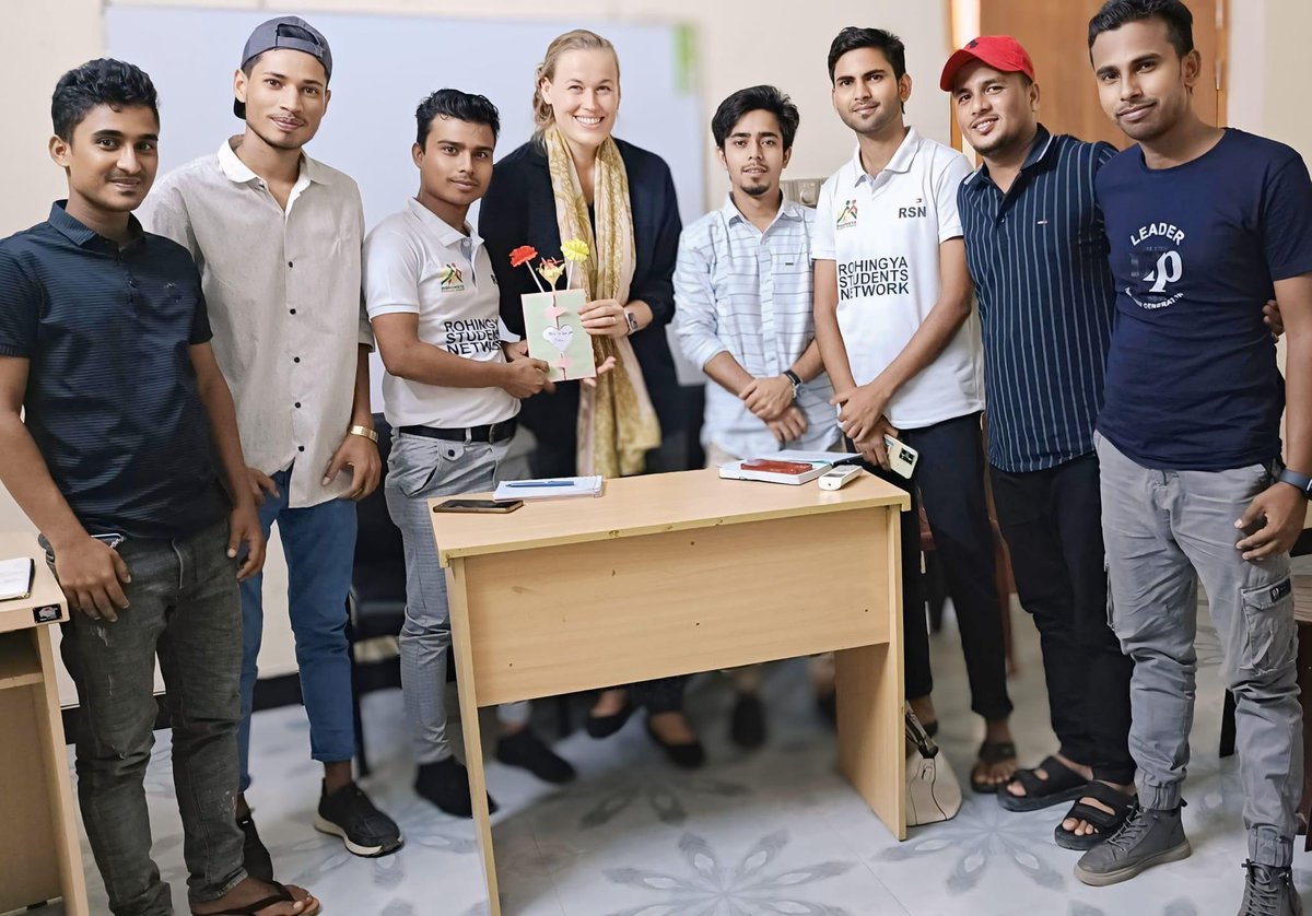 Representatives from RSN CRC $ the Head of CRC met with an advisor to the Office of the Prosecutor of the ICC, exchanging vital information on justice efforts for the Rohingya

We thank everyone contributing to this pursuit. Justice must prevail for d Rohingya

#Justice4Rohingya