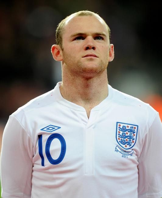 centregoals's tweet photo. 🚨🚨| England's 10 best players of the 21st century, as per @goal. 

1. Wayne Rooney 
2. David Beckham 
3. Harry Kane 
4. Steven Gerrard 
5. Ashley Cole 
6. Michael Owen 
7. Rio Ferdinand 
8. Paul Scholes
9. Frank Lampard
10. Raheem Sterling https://t.co/wCg1qa7ISb