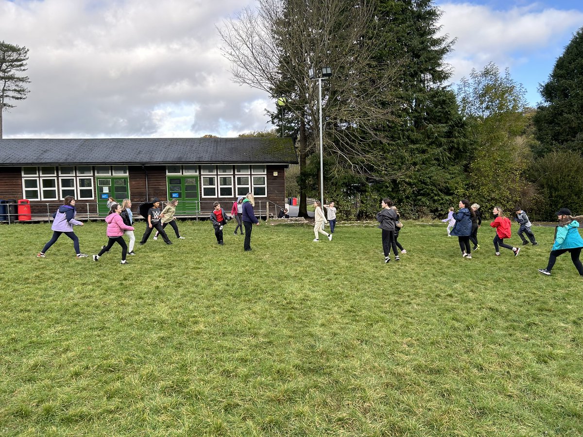 EastwayPrimary's tweet photo. Team games help us practise our communication skills. So proud of everyone throwing themselves into their stretch zone. #colomendy24 https://t.co/RZPQ0nQm3R