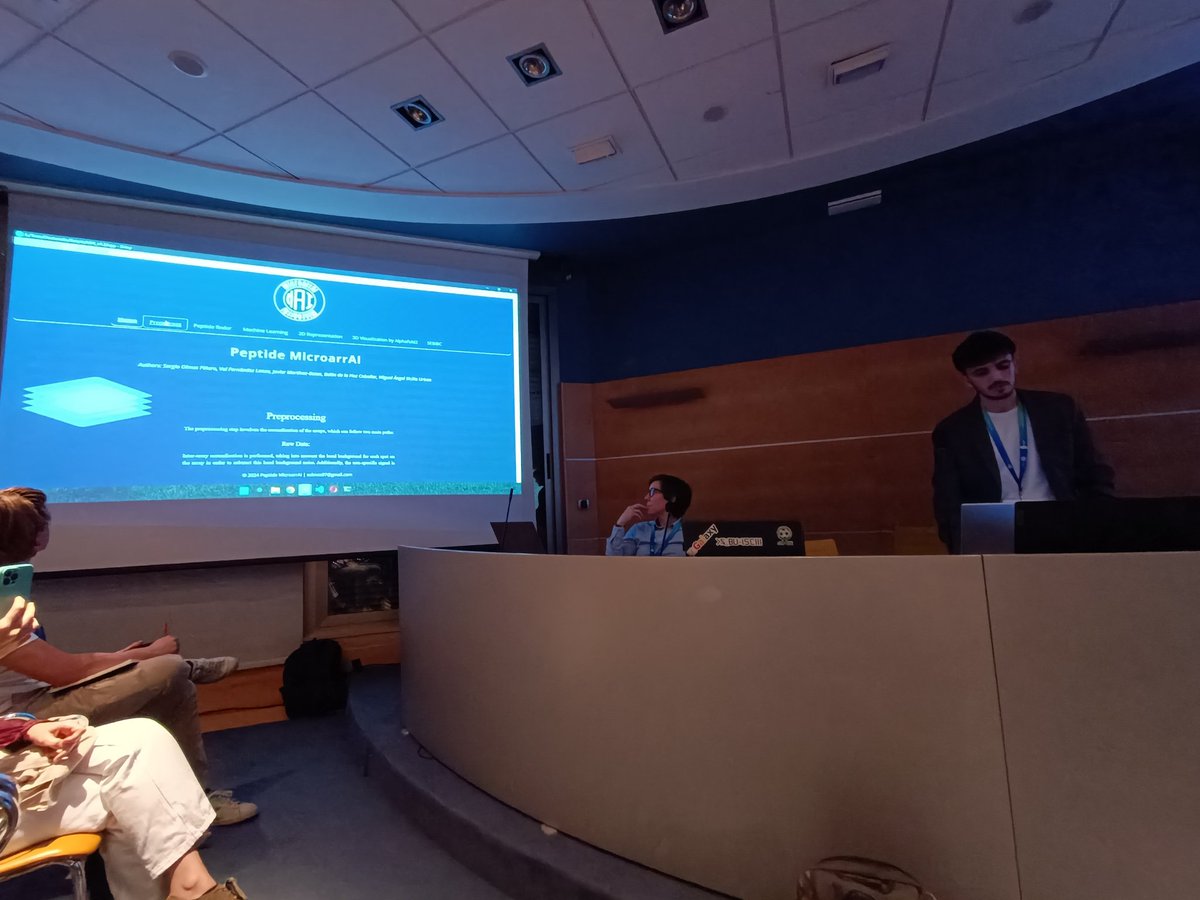 BUISCIII's tweet image. One of our most recent additions to the unit has presented the tool from his PhD with his previous group at the first SEBiBC conference. We are so fortunate to be surrounded by such great professionals.
#congresosebibc2024
@SEBiBC_es