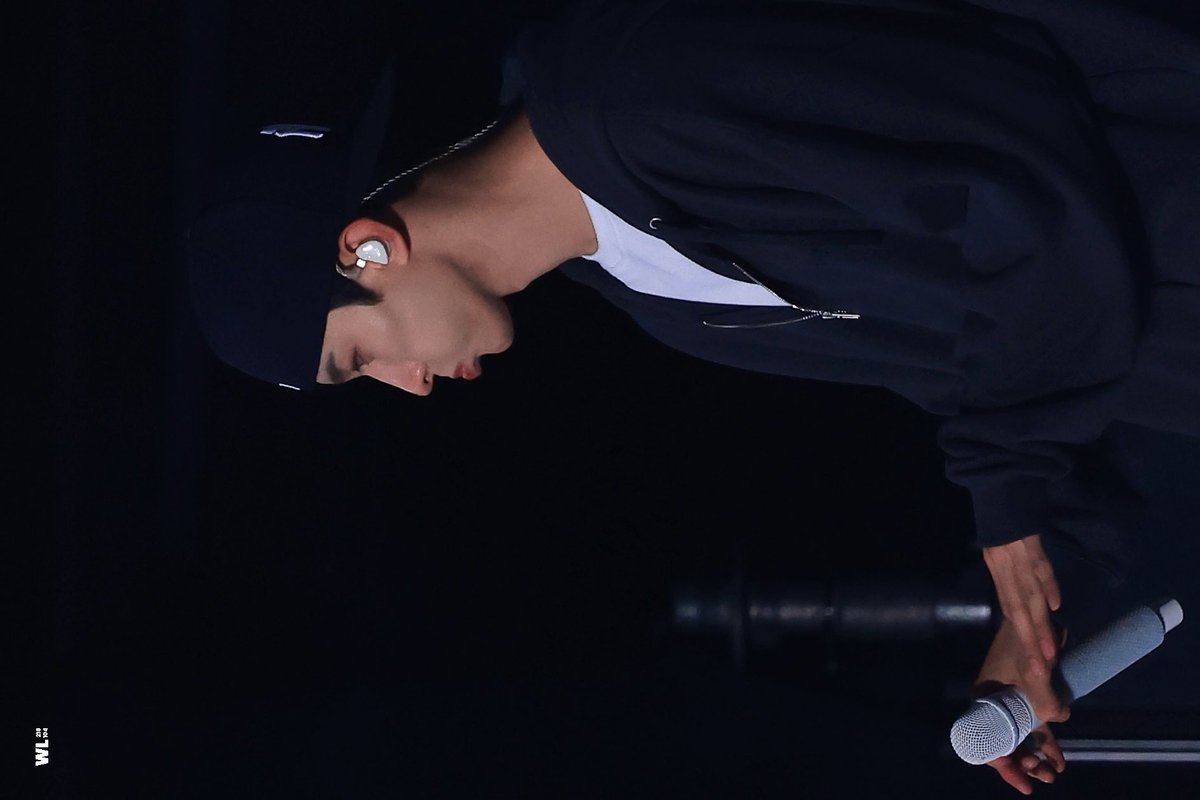 W1004218's tweet photo. 241013

#DK #도겸 #ドギョム #李硕珉 
#SEVENTEEN #세븐틴 https://t.co/0k6c3ZSH33
