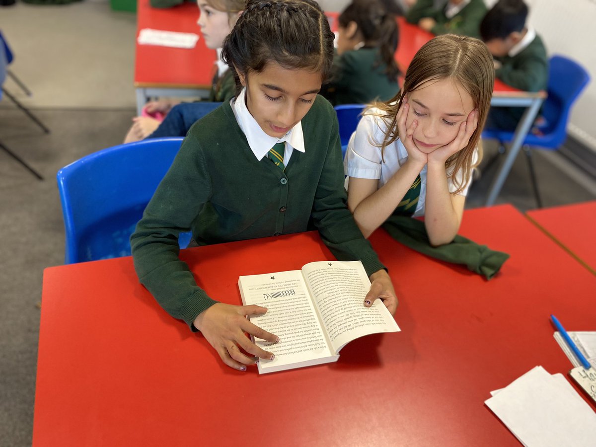 firsprimarysale's tweet photo. #Y4Poplar are loving the start of their new class novel, who’d actually want to be a prime minister anyhow?! #readingfirs #wholeclassreading 📚 📖 https://t.co/HoMNkKGPep