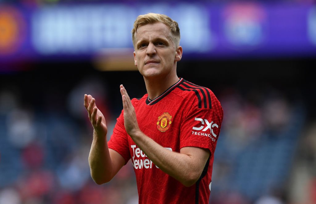 FabrizioRomano's tweet photo. 🔴👋🏻 Donny van de Beek: “My start at Man United was quite good, I did well… then I didn’t play”.

"In some places, it’s clicking but sometimes, in other situations, it’s not. I think it’s for different reasons. But it’s also football”, told @TheAthleticFC. https://t.co/cTIKfgh0PM