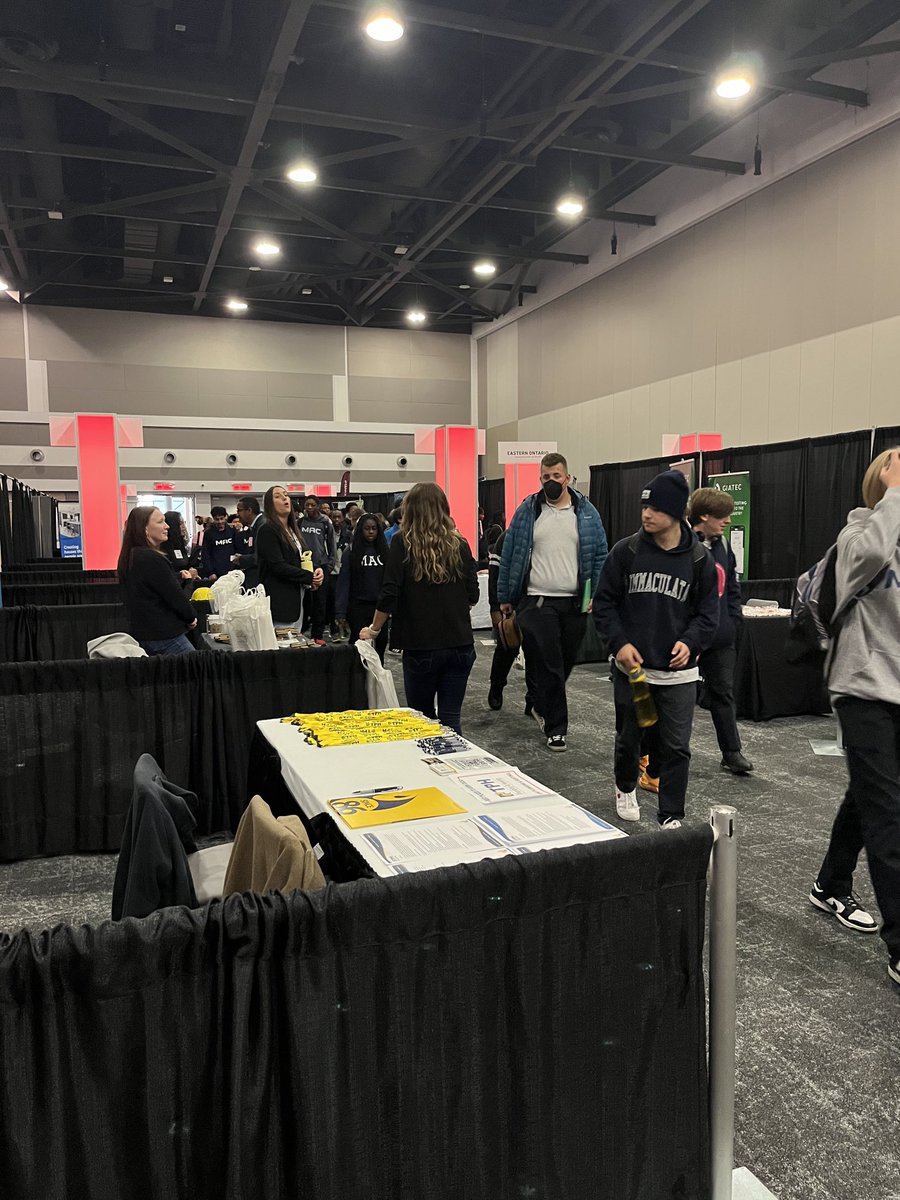 accountrain's tweet photo. We’re all set up, students have pre-entrance and are arriving now for the Career Expo portion of the event.

It should be a busy day as thousands have registered for the #bestplacestowork summit. https://t.co/UB6rqL4lml