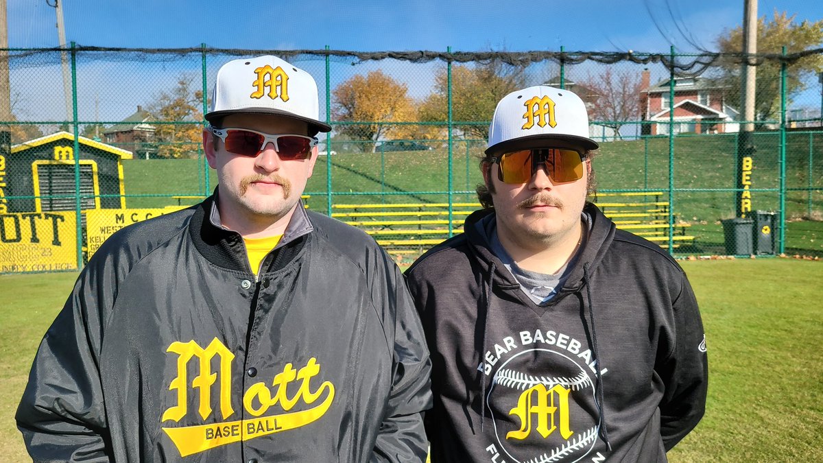 Mott CC Baseball (@mottccbaseball) on Twitter photo Black and Gold World Series starts today!
Team Vince vs Team Stokes
A battle of the ages
Game 1 Starting pitchers:
Team Vince (home) SO <a href="/darion_amico/">Darion Amico</a>
Team Stokes (away) FR <a href="/carterbitner/">Carter Bitner</a>
First pitch scheduled for 4pm at Kearsley Park - Ernie Myers Field! Black and Gold World Series starts today!
Team Vince vs Team Stokes
A battle of the ages
Game 1 Starting pitchers:
Team Vince (home) SO <a href="/darion_amico/">Darion Amico</a>
Team Stokes (away) FR <a href="/carterbitner/">Carter Bitner</a>
First pitch scheduled for 4pm at Kearsley Park - Ernie Myers Field!
