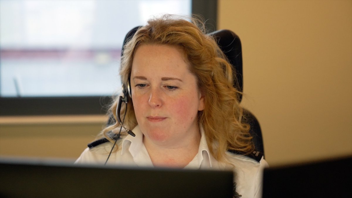 We're excited to announce the successful launch of our new 999 call handling and mobilisation system! In collaboration with Motorola Solutions, the state-of-the-art system officially went live on 10 October.

 orlo.uk/IDMwD

#SaferPeopleSaferPlaces #MotorolaSolutions