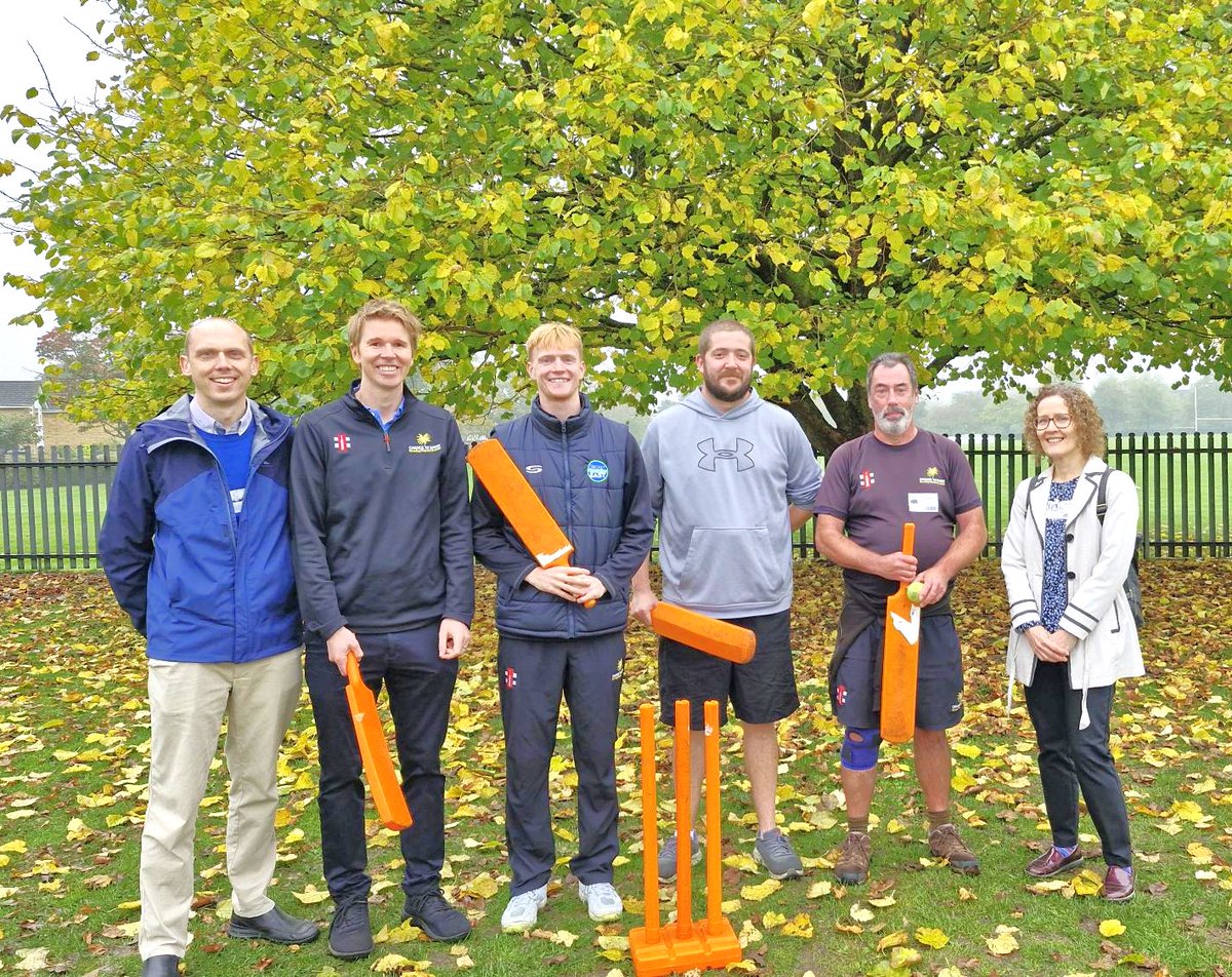 Was fantastic to see <a href="/chancetoshine/">franciscanim🐁</a> in action yesterday at <a href="/EdithCavell74/">Edith Cavell Primary School</a> during a year 6 PE lesson We’re funding the cricket programme where the team deliver sessions to more than 1000 children in schools across the borough. Find out about the charity at chancetoshine.org