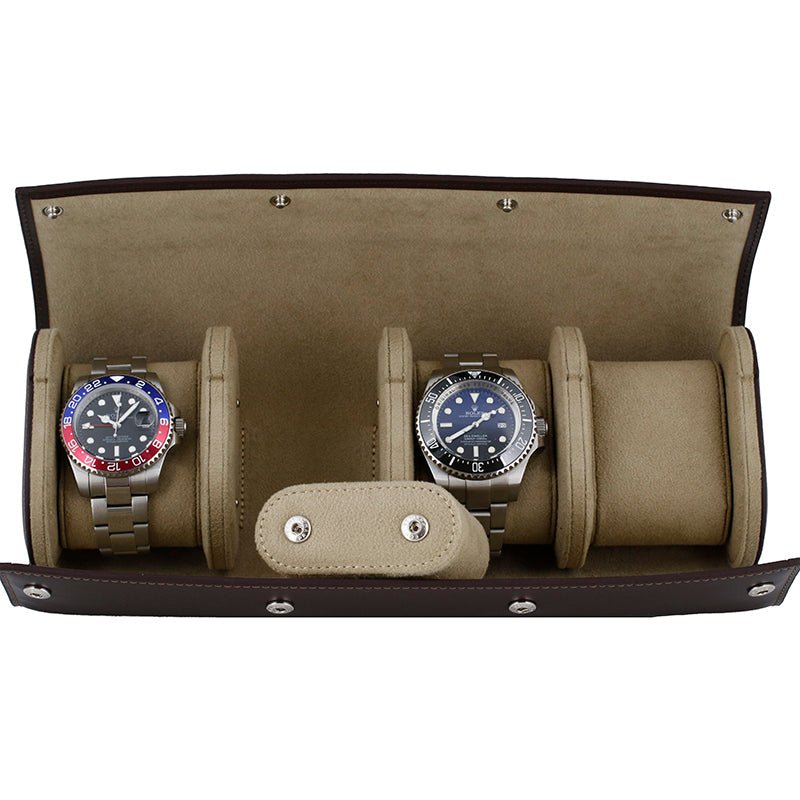 aevitas_uk's tweet image. Introducing the Quad Watch Roll Case by Aevitas. Stylish protection for your watches, store and travel in luxury. Priced at £219.95. #AevitasUK #WatchCase aevitas-uk.co.uk/products/quad-…
