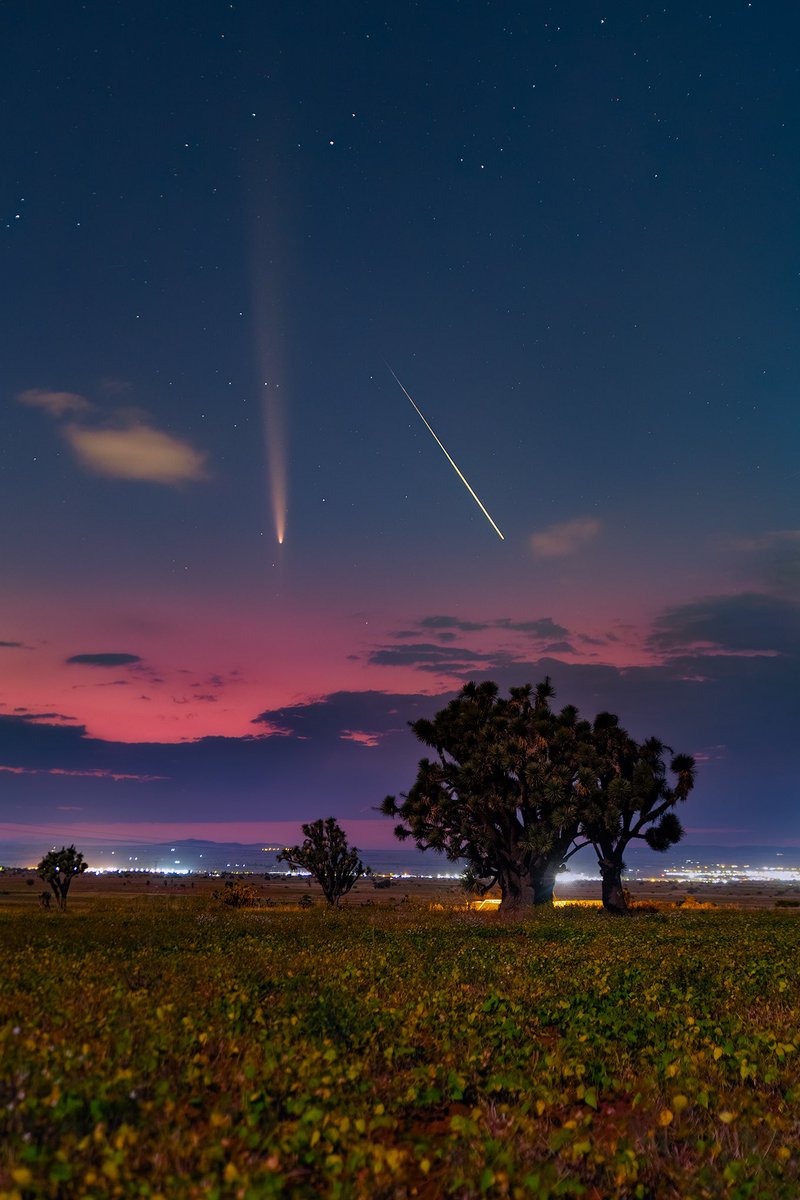Comet &amp; Meteor
Zacatecas, Mexico.