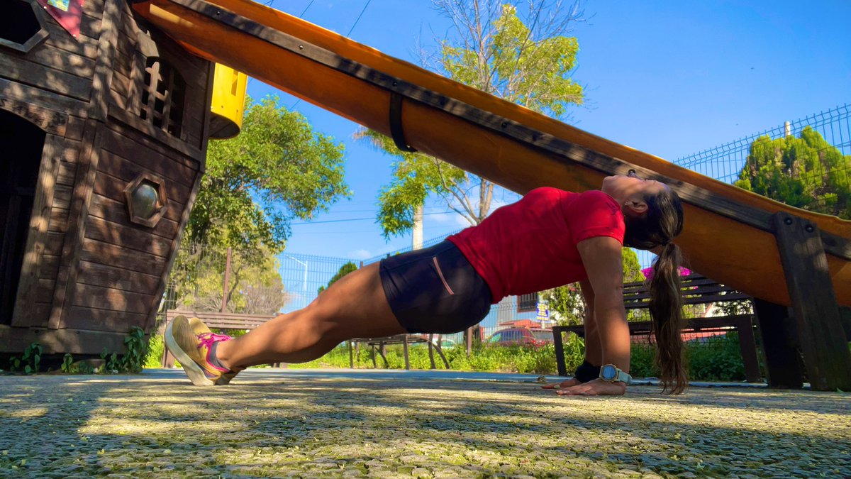 Crisita20's tweet photo. Me encanta entrenar intervalos porque me siento poderosa๐๐ฅ#reverseplank 35 seg
Nadie es como tรบ, y ese es tu poder! โจ๐๐ป
#CrisitaMaratonistaX5๐๐ผโโ๏ธ๐
#OctubreRosa ๐
#KmsAlCielo ๐ค
#Reto2024Kms
#FรฉnixRun
#LaLigaDeLaJusticiaRunner ๐ฆน๐ผโโ๏ธ
#ManicomioRunner
#KMSxELA ๐
#VortexLF ๐ https://t.co/hsdW921SW8