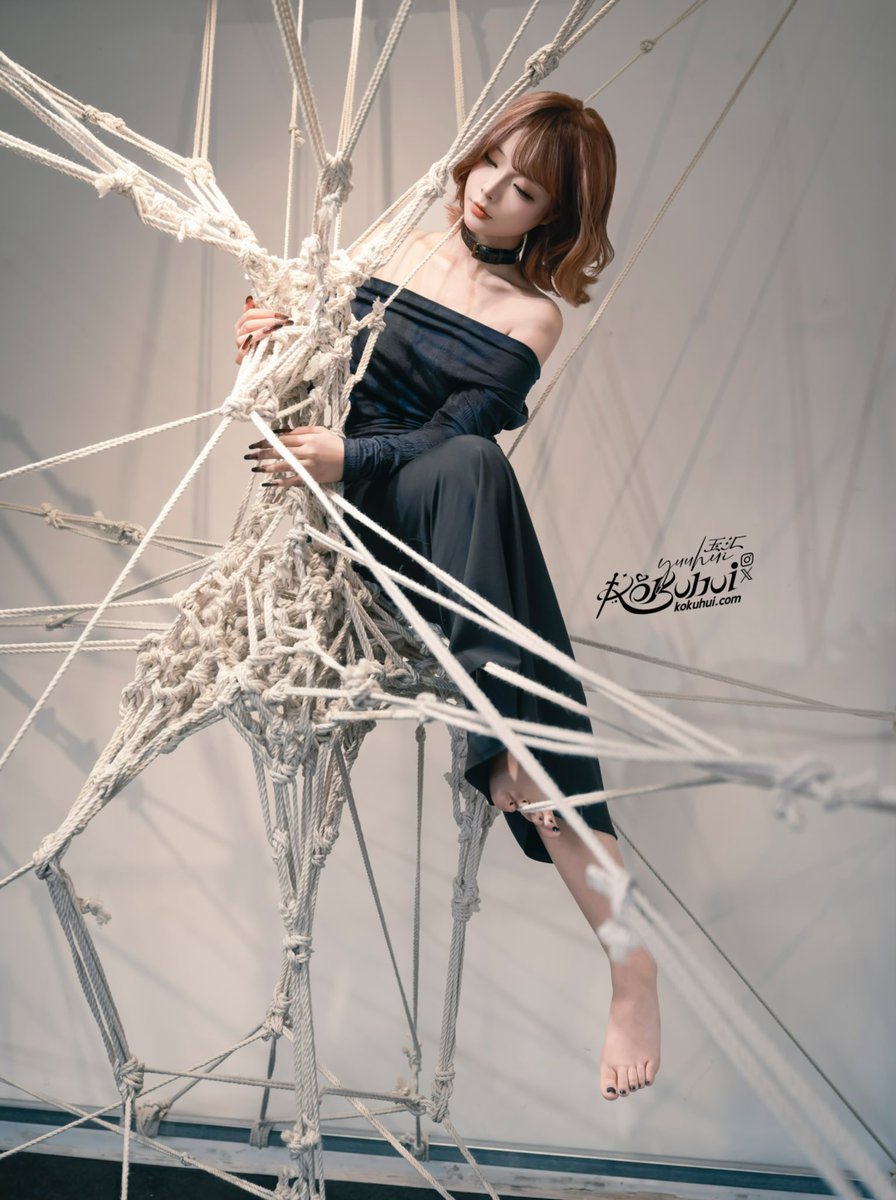 🦌

🪢：@Nietzsche_Cn 
📷：@whiteplace_1 https://t.co/cdZLPluHEu