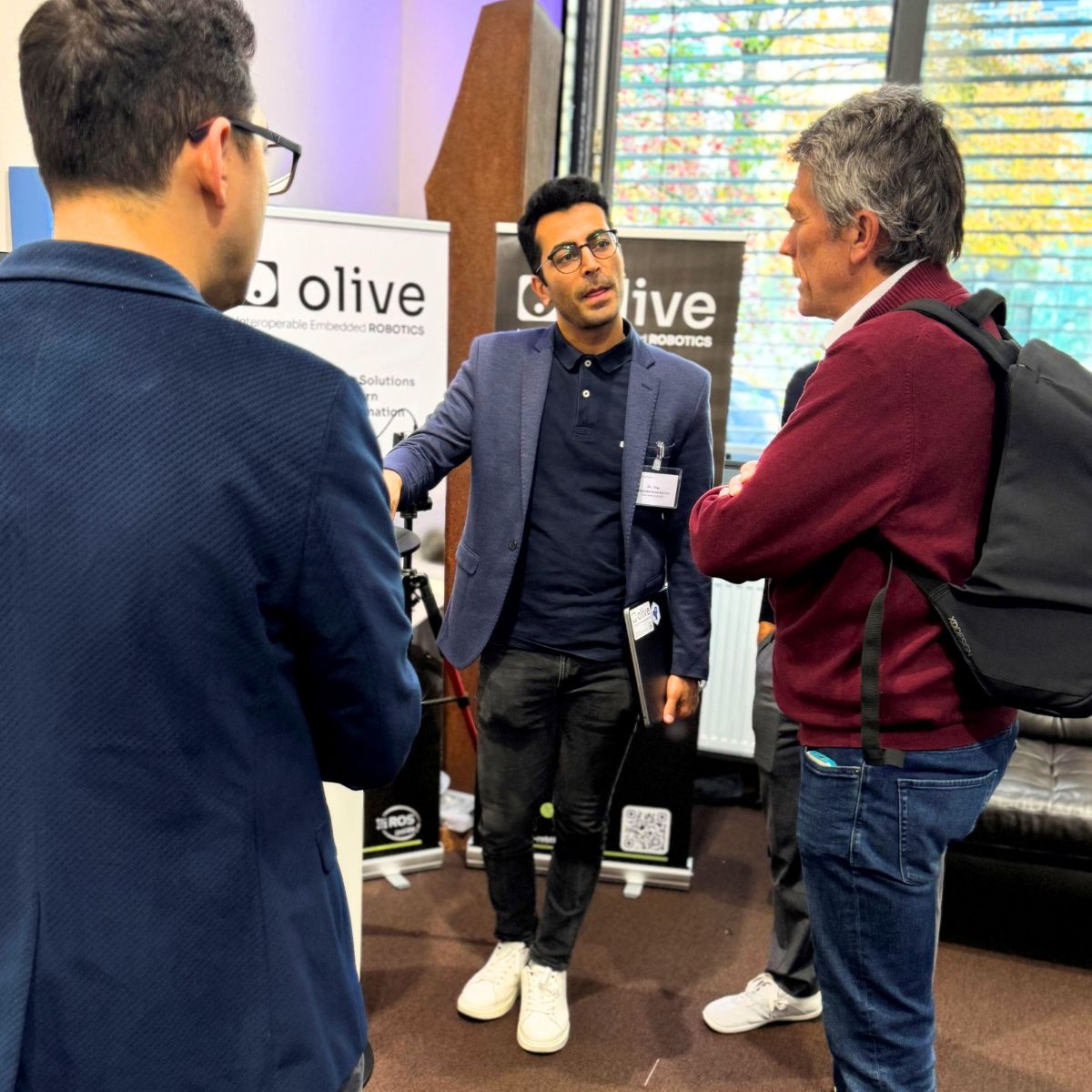 launchhub42 tweet media