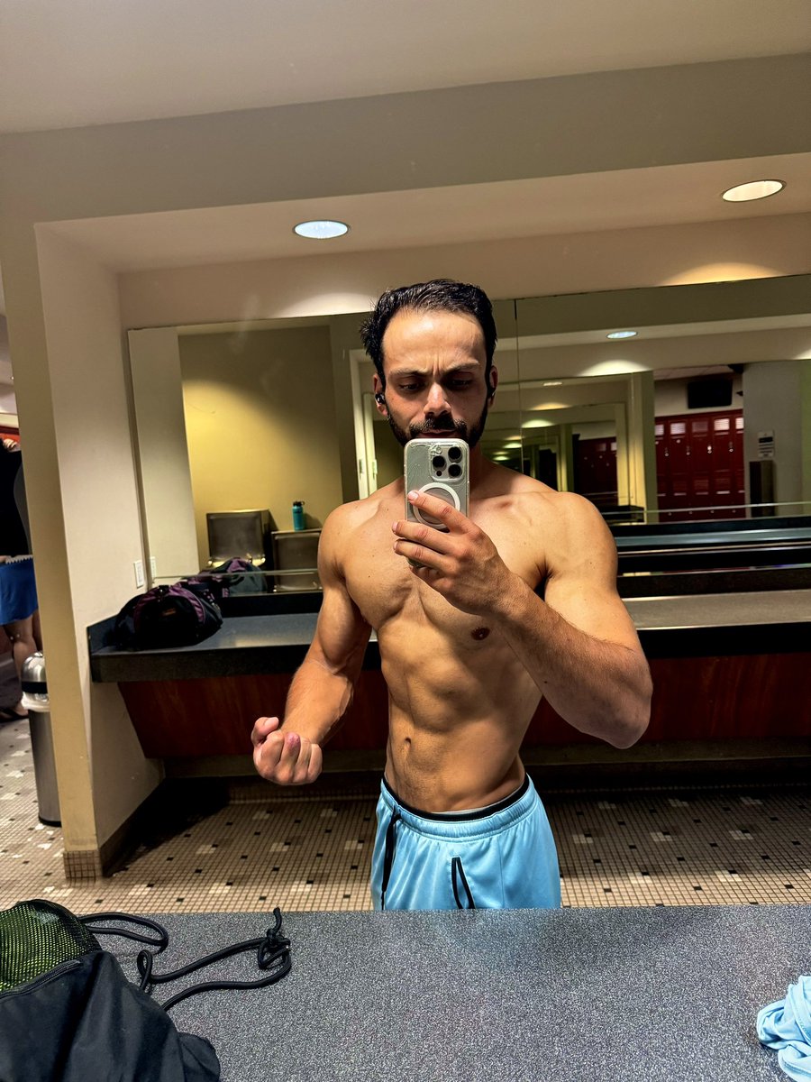AdamAlpaca's tweet photo. Adam the Pool Builder has been moonlighting as Adam the Body Builder, 

I am almost 3 weeks out from my first Men’s Physique body building competition- 

Show prepping has been a wild ride so far but I’m so beyond grateful for the journey and what it did to me- https://t.co/EN5P6DplOL