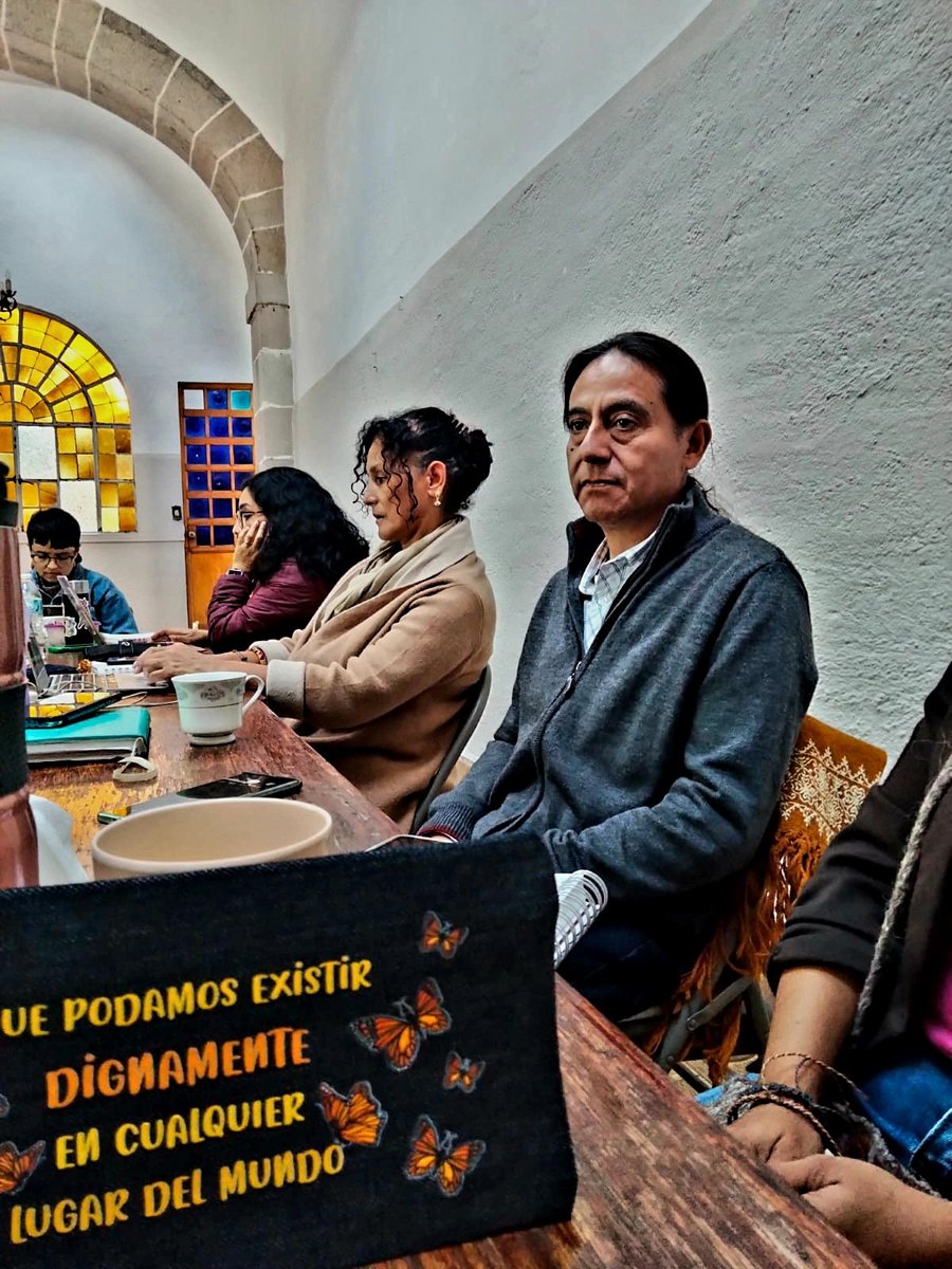 RAgricolas's tweet photo. Como @RAgricolas iniciamos los trabajos de nuestra segunda Asamblea del 2024. Nos emociona reencontrarnos, abrazarnos y compartir agendas.
Gracias a todas/os los compañeros por estar y por quienes nos acompañan a la distancia. Les abrazamos amorosamente 💫
#AsambleaRed
#RNJJA https://t.co/Y0LTUFKmyB