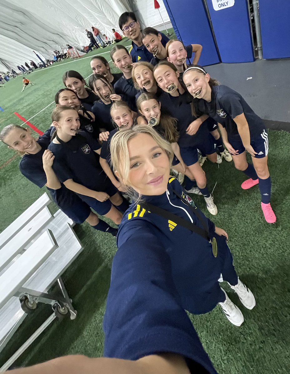 Stephanie Knight tweet media