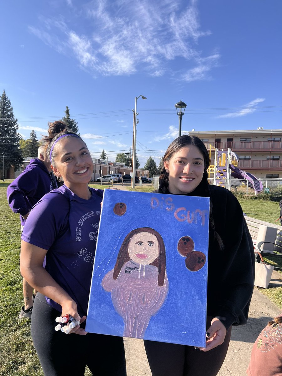 had a blast painting in the park with the girls yesterday #teambonding #cowgirls 💜🤠