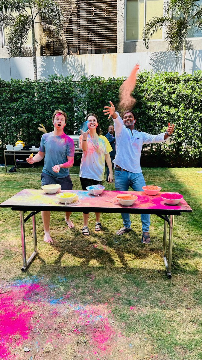 The lost art of a life well-balanced.
We work to give depth to life.
We play to give it meaning.
Master the art of weaving the two together seamlessly.