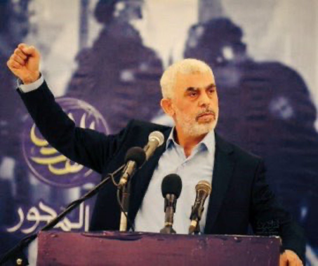 yenisafakwriter's tweet photo. Filistin direnişinin düşmana korku salan yiğit lideri Yahya Sinvar şehit edilmiş.

Allah cc rahmet eylesin.
Düşmanı kahr u perişan eylesin.

Mekânı cennet, makamı âlî olsun. https://t.co/UkMegL4Tiy