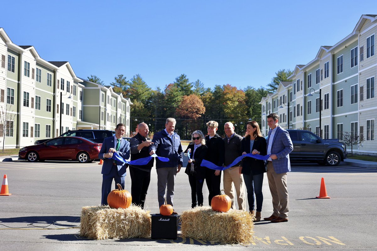 Chris Sununu (@chrissununu) on Twitter photo 84 Units of workforce housing have come online at the Swanzey West Apartments! Funds from our InvestNH Program helped to get this project done. Addressing the housing shortage is one of our top priorities and <a href="/KellyAyotte/">Governor Kelly Ayotte</a> will tackle the issue head-on! 84 Units of workforce housing have come online at the Swanzey West Apartments! Funds from our InvestNH Program helped to get this project done. Addressing the housing shortage is one of our top priorities and <a href="/KellyAyotte/">Governor Kelly Ayotte</a> will tackle the issue head-on!
