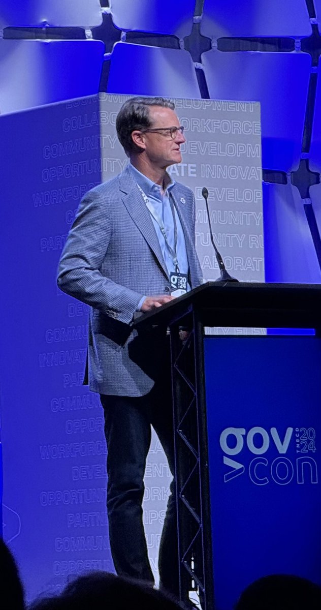 ClaytonRWalker's tweet photo. And we’re off…
@CommishTNECD has started #GovCon24 in Knoxville which has the most attendees ever. Great to be here with my #TeamTN colleagues and looking forward to another outstanding conference
@TNECD #GovCon #econdev https://t.co/RtX5486Lcb