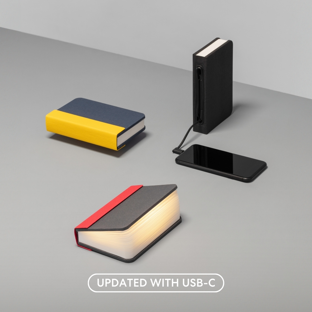 HelloLumio's tweet image. Lito &amp;amp; Lito mini are back with USB-C charging! 🔋⚡️ Same iconic design, faster power-ups. Limited stock—perfect for holiday gifting!

Order now hellolumio.com/collections/li…

#hellolumio #lumio #lito #litomini #booklamp