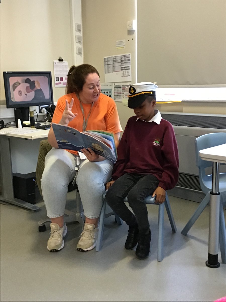 WillowDeneSch's tweet photo. ⚓️🪢Pool Frog class have been learning about maritime travel and trade during TPPC this half-term. They have explored life onboard the @CuttySark with the help of the fantastic book 'At Sea Without Tea' by @tomtom_dm 🪢⚓️ https://t.co/6ftnetR5RK