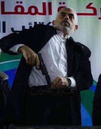 <a href="/tevfik_hams/">Tevfik</a> “Mü'minlerden öyle kimseler vardır ki, Allah'a verdikleri sözde durdular. Onlardan kimi adağını yerine getirdi ve şehid oldu, kimi de şehitliği beklemektedir. Verdikleri sözü münafıklar gibi değiştirmediler.” (Ahzâb: 23)